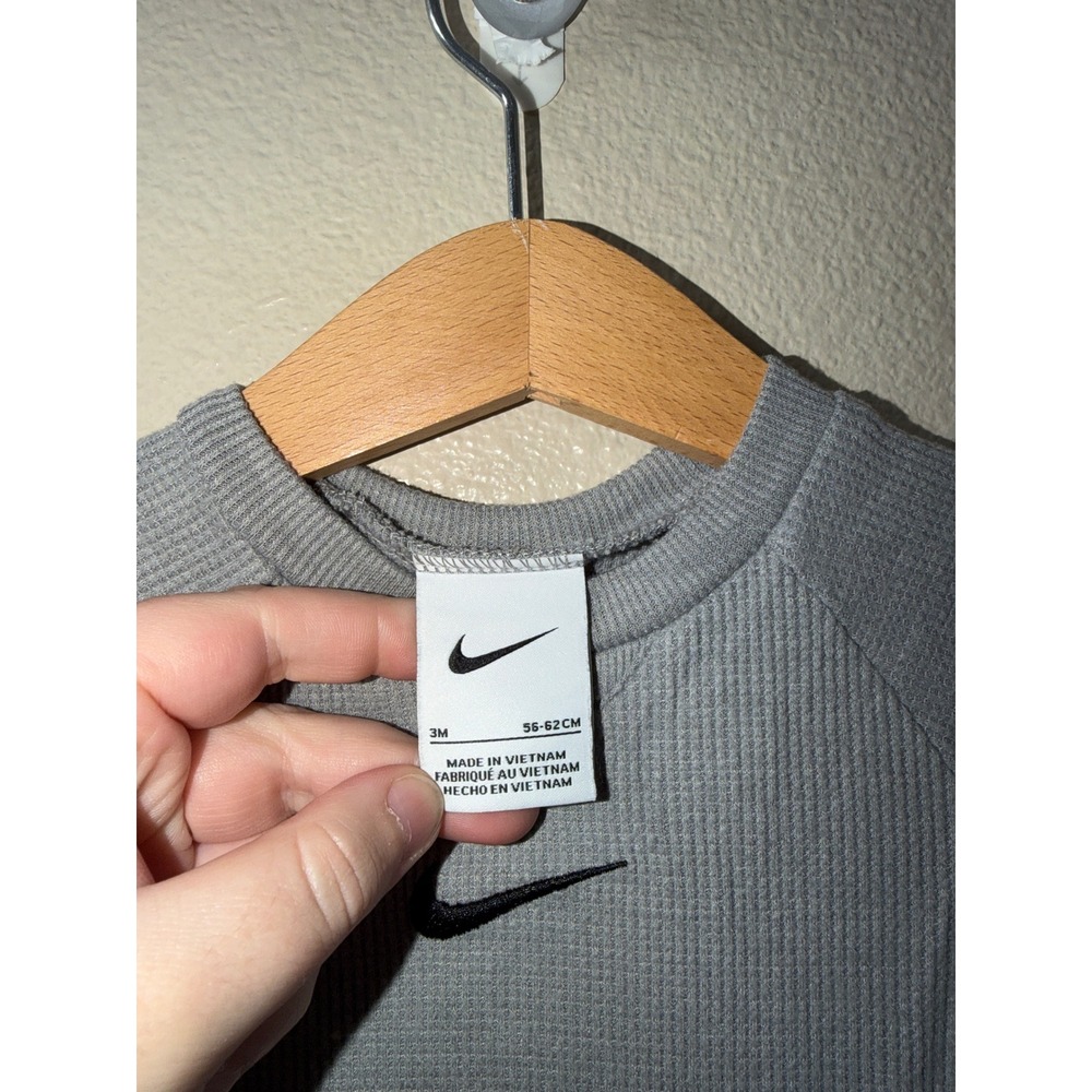 Baby Nike Waffle Knit Romper Size 3 Months - Picture 3 of 4